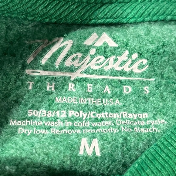 Boston Celtics 2022 NBA Basketball Crewneck Majestic Green Pullover Sweatshirt - Picture 6 of 6